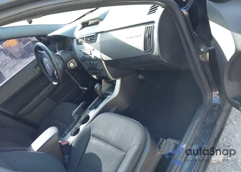 2010 Ford Focus Se z USA, uszkodzony, nr VIN 1FAHP3FN4AW175360